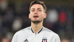 Son dakika Beşiktaş haberi: Hasan Arat’tan Tayyip Talha Sanuç’a destek